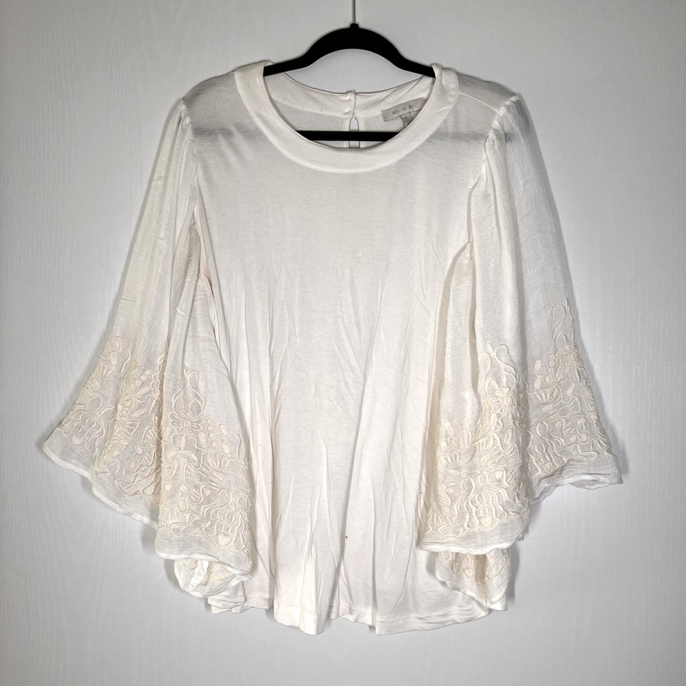 Eri + Ali White Embroidered Blouse Size XL
